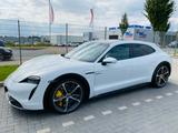 Porsche Taycan Turbo S Cross Turismo, voll, sofort verf. - gebrauchte Porsche Taycan aus dem Jahr 2021