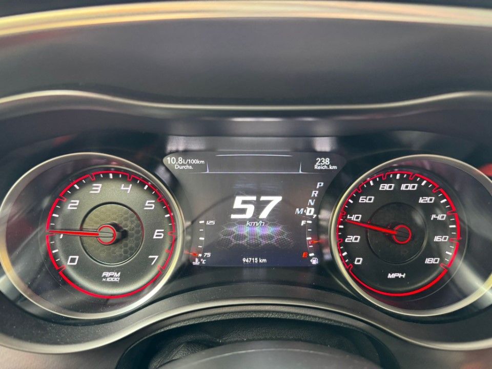 Fahrzeugabbildung Dodge Charger 2020er 6.4 SRT Scatpack Schiebedach Navi