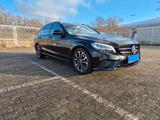 Mercedes-Benz C 220 d T Autom. - Burmester sound, Night-Paket - Mercedes-Benz C 220 mit Diesel-Antrieb: Alcantara, Kombi