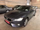 Volvo V60 Kombi Momentum Pro Hybrid/Diesel 1.Hd 139TKM - Volvo Hybrid (Diesel/Elektro)