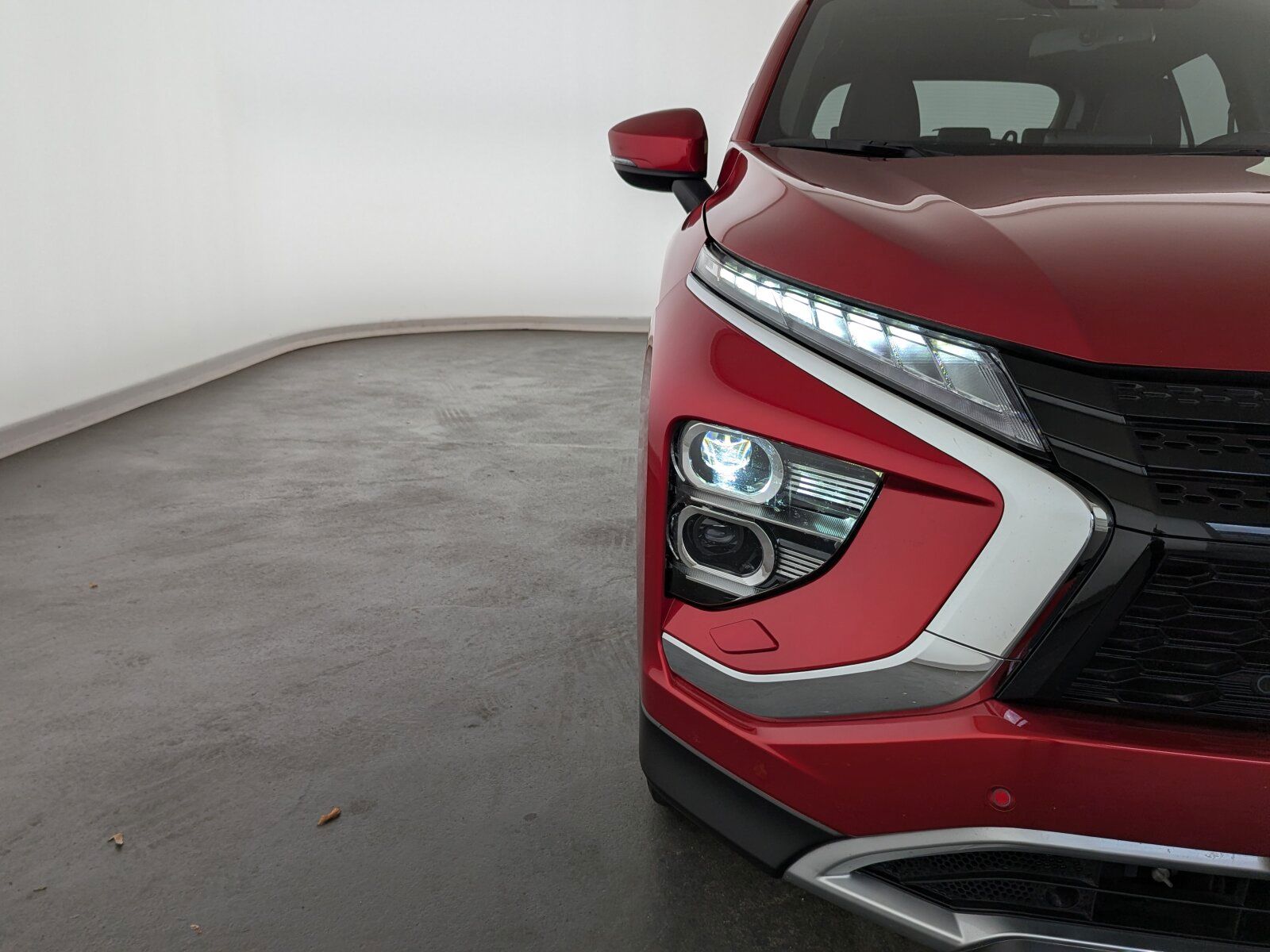 Mitsubishi Eclipse Cross 2.4 MIVEC PLUS LED+NAVI+STDHZG+RFK imagem 3