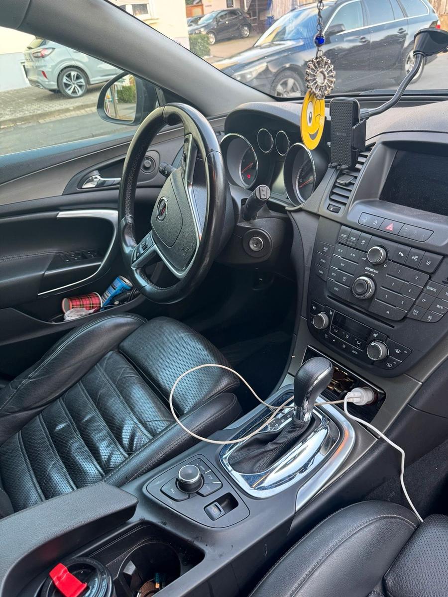 Opel Insignia 2010 — photo 5