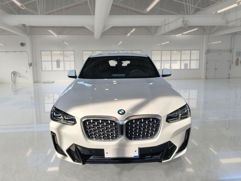 BMW X4 XDRIVE 20D MSPORT MH48V AUTOMATICO SUV imagem 2