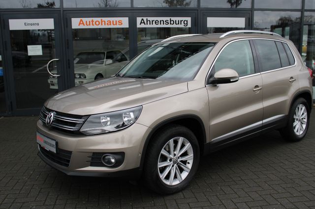 Volkswagen Tiguan 1,4TSI*Sport & Style*Leder*Sitzh.*AHK*