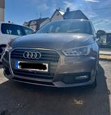 Audi A1 1.0 TFSI ultra Sportback - - Audi A1: Braun