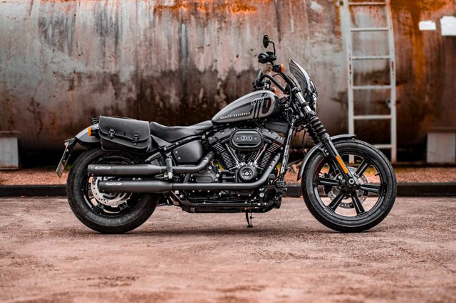 Harley-Davidson FXBBS Street Bob 114 -Miller-wenig Km-Top!