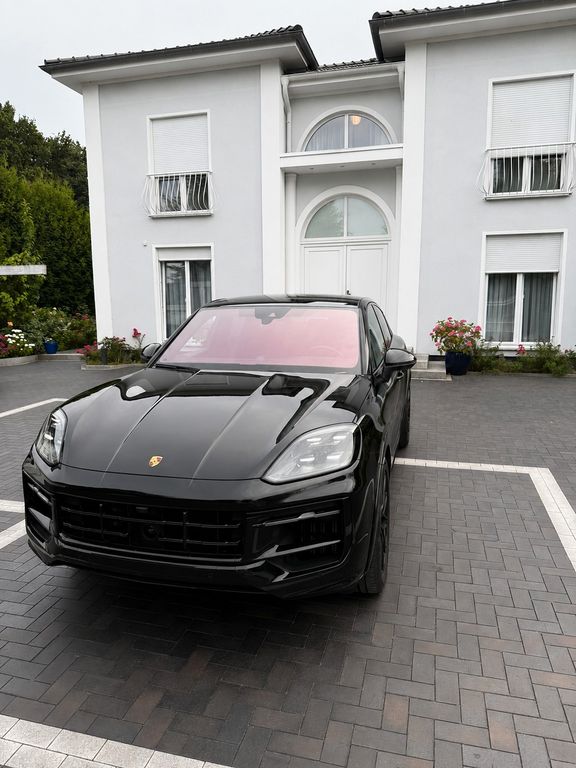 Image of Porsche Cayenne