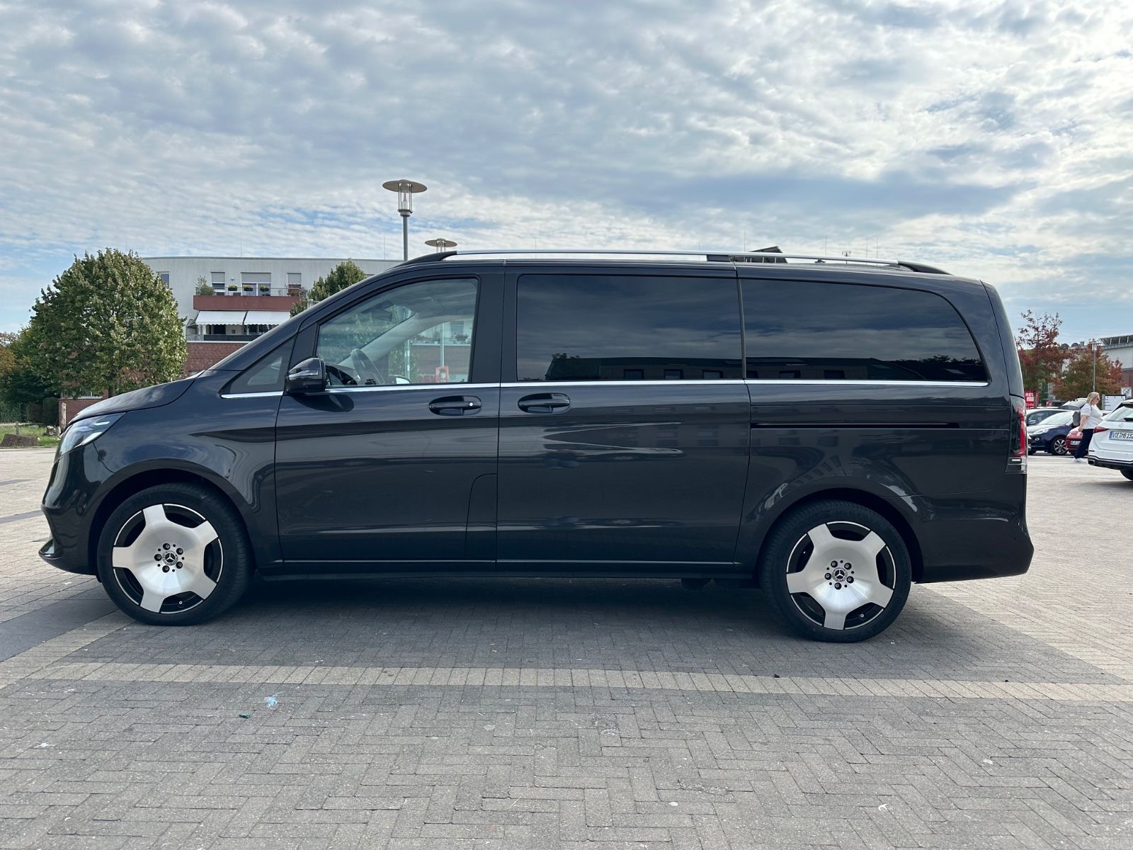 MERCEDES-BENZ V 300 d Aut. AVANTGARDE lang