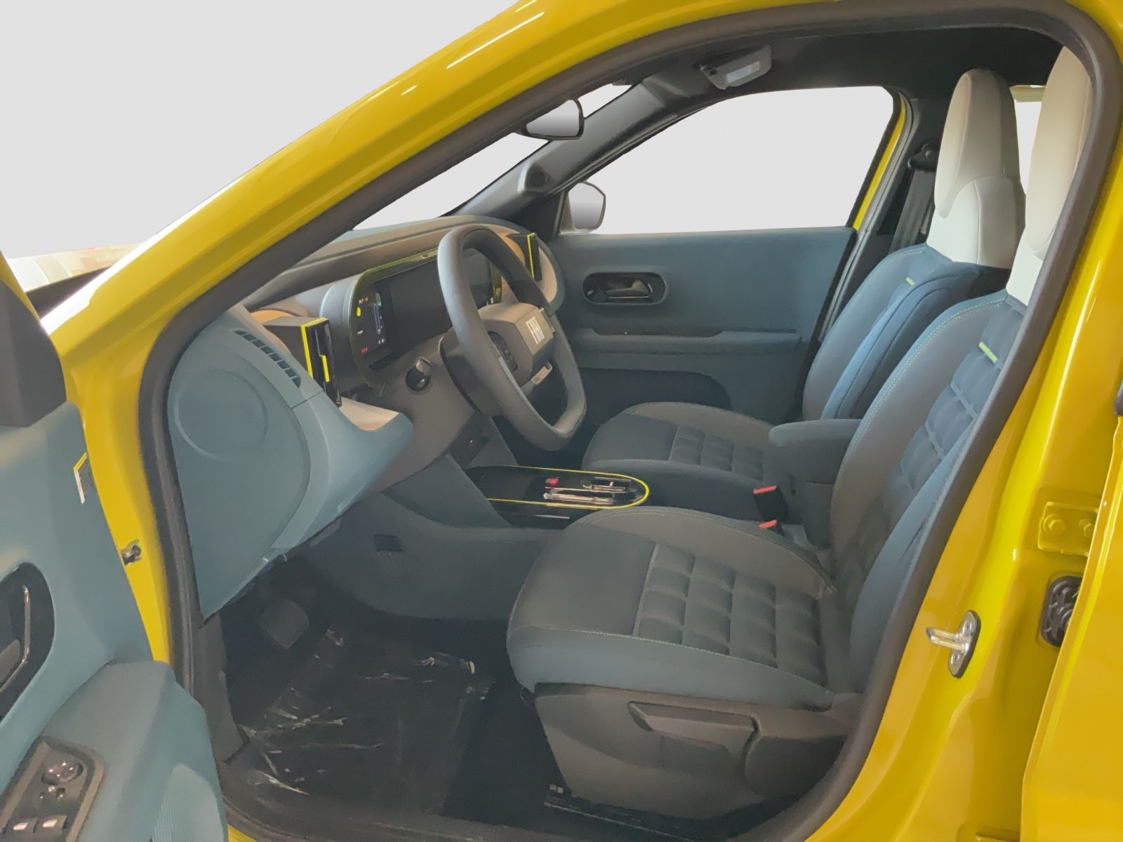 Fahrzeugabbildung Fiat Grande Panda Hybrid La Prima + Winterpaket