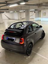 Fiat 500e Icon Cabrio 42 kWh Icon - mit Elektro-Antrieb: Allwetterreifen, Cabrio