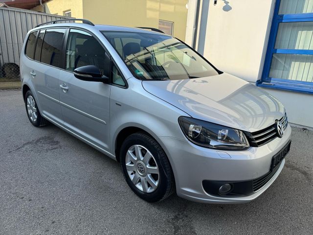 Volkswagen Touran Match / DSG / Navi / Sitzh. / Teilleder