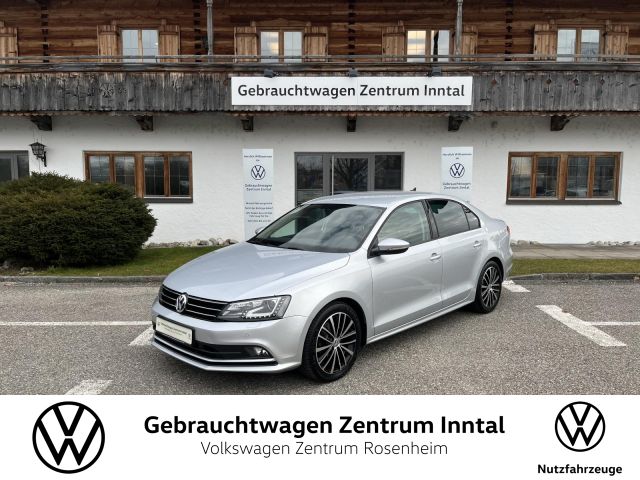 Volkswagen Jetta 2,0 TDI DSG (Sportfahrwerk,+Sitzhzg+Navi)