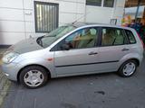 Ford Fiesta 1,3 51kW Ghia Ghia - Ford Fiesta aus 2005: Ghia