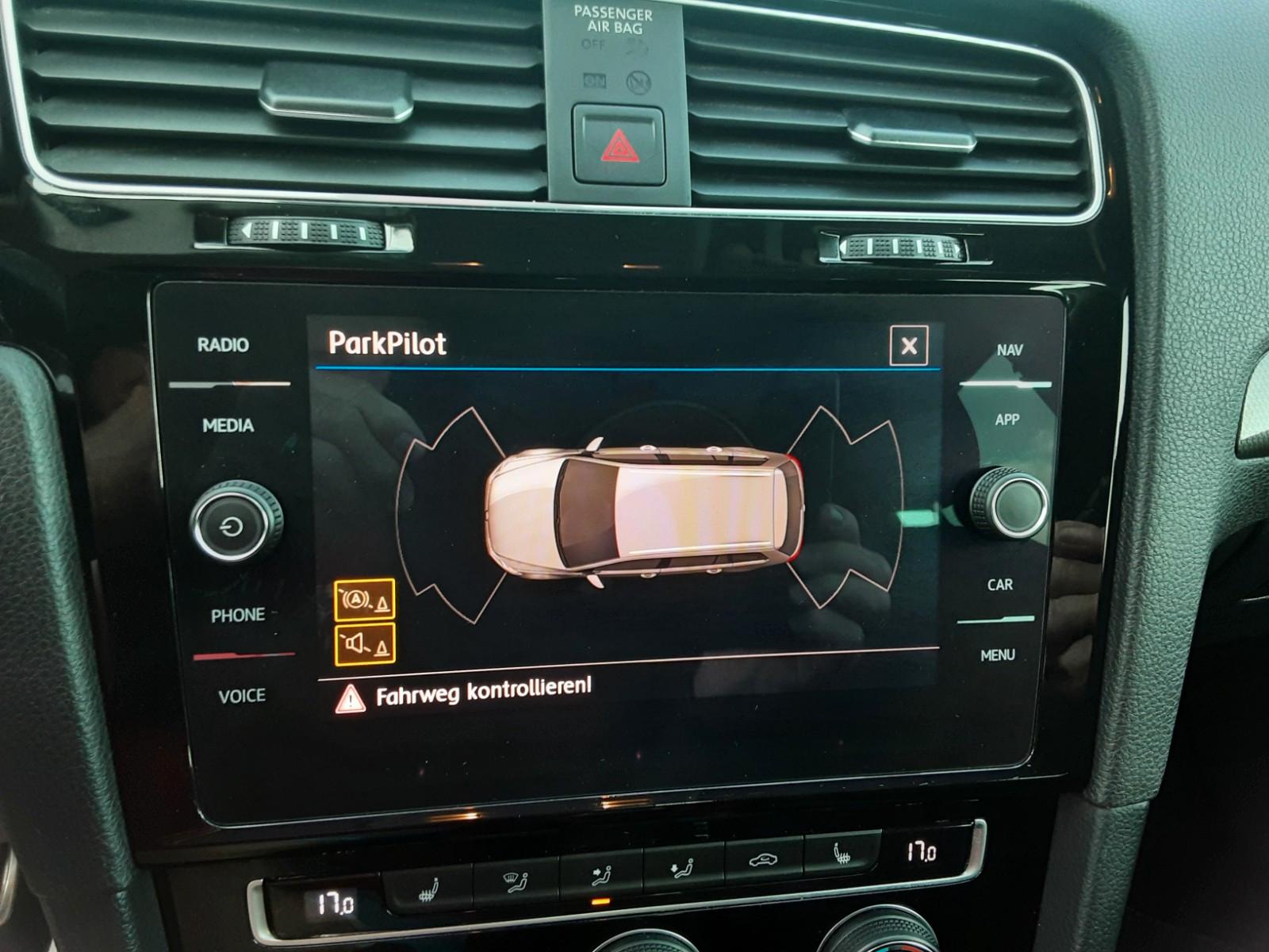 Volkswagen Golf 1.6 TDI IQ.DRIVE Variant Navi PDC SH AHK, миниатюра 13