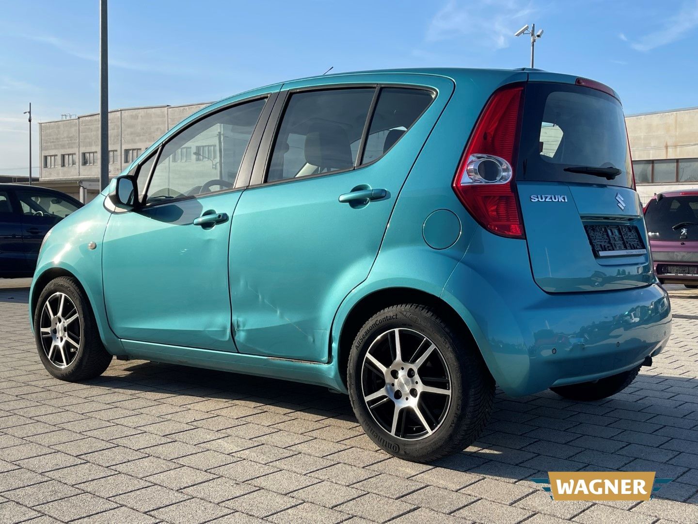 Fahrzeugabbildung Suzuki Splash Club Automatik Sitzheizung Klimaanlage