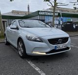 Volvo V40 T3 Momentum | AHK, Kamera, SHZ, BT, Tempomat - Volvo V40 aus 2012