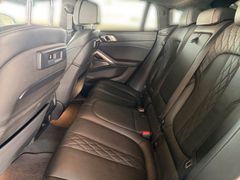 BMW X6 M50 D 22"/Skylounge/B&W/VOLL!!!