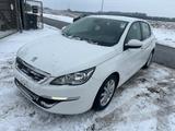 Peugeot 308 Active 1.6 Benzin 125 Hp - Peugeot 308 mit Benzin-Antrieb: Limousine, 1.6