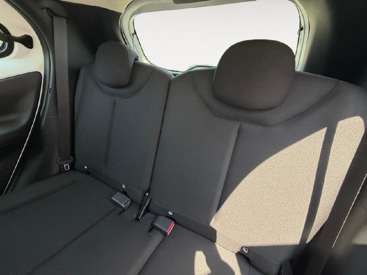Fahrzeugabbildung Toyota Aygo X Basis