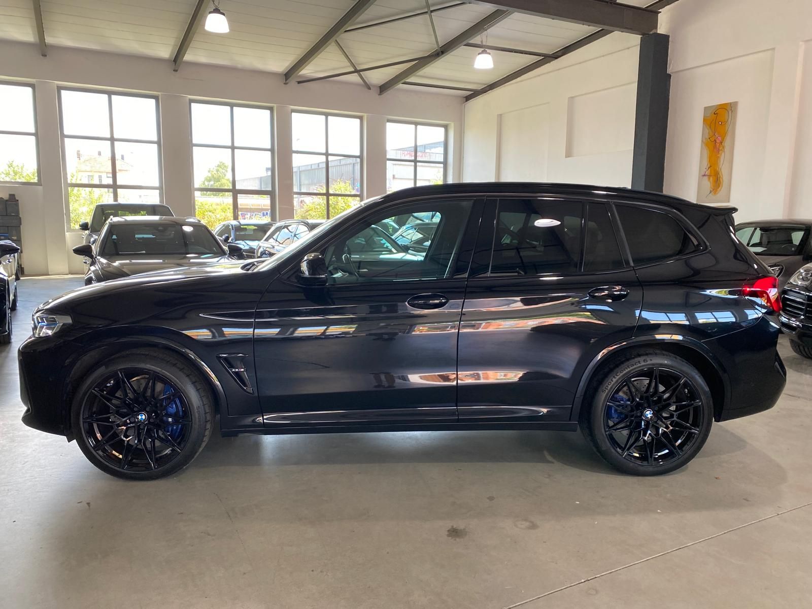 Fahrzeugabbildung BMW X3 M Competition/Leder Rot/Laser/Pano/HUD/H&K/