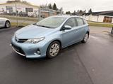 Toyota Auris Life 2,0-l-D-4D - Toyota Auris: 2.0