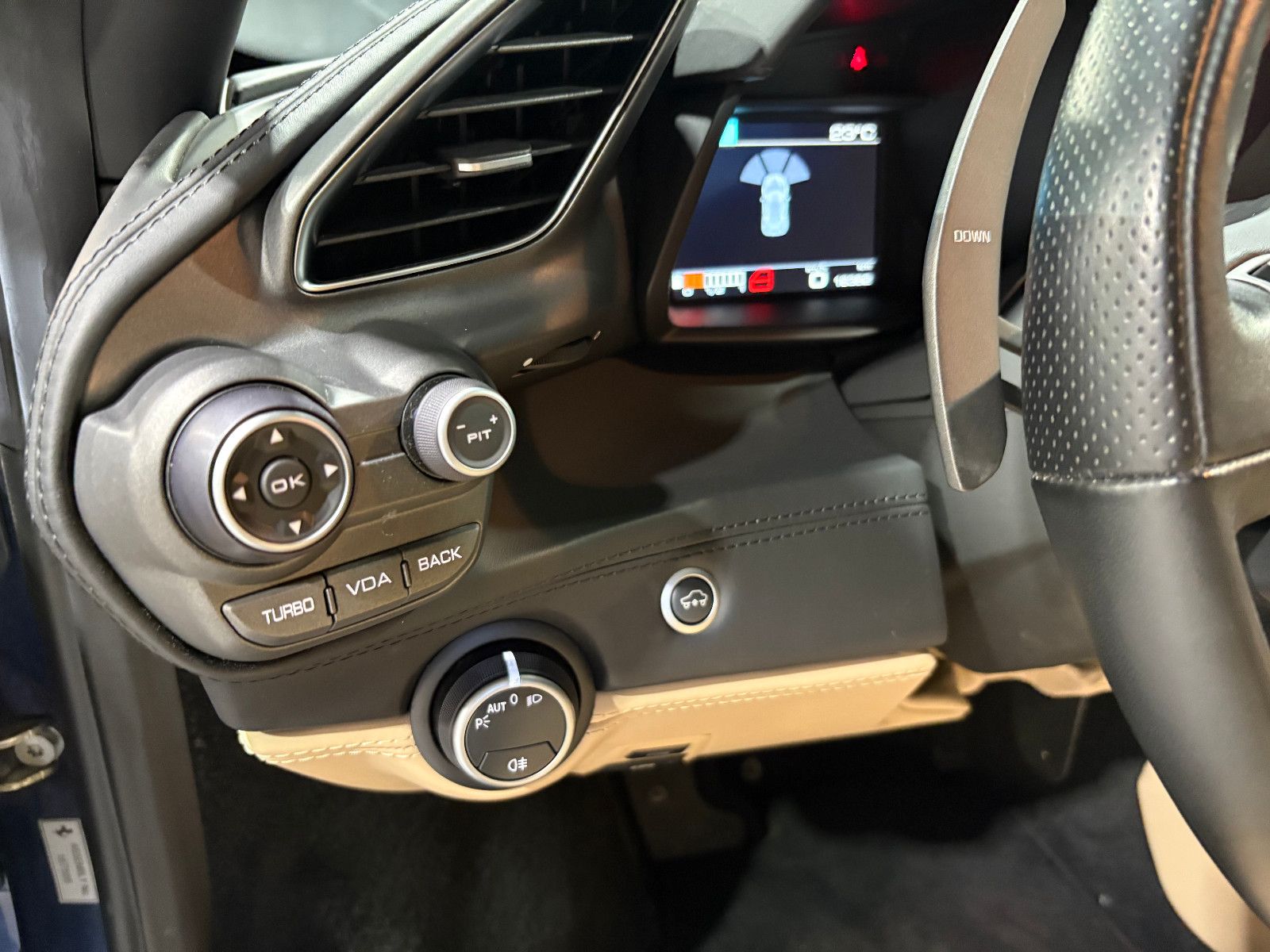 Fahrzeugabbildung Ferrari 488 GTB//LIft/1-HAND.BRD/FERRARI-POWER/GARANT