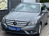 Mercedes-Benz B-KlasseB180/Schiebedach/2.Hd/Garantie/HU/AU/Neu - Mercedes-Benz B-Klasse Gebrauchtwagen in Frankfurt