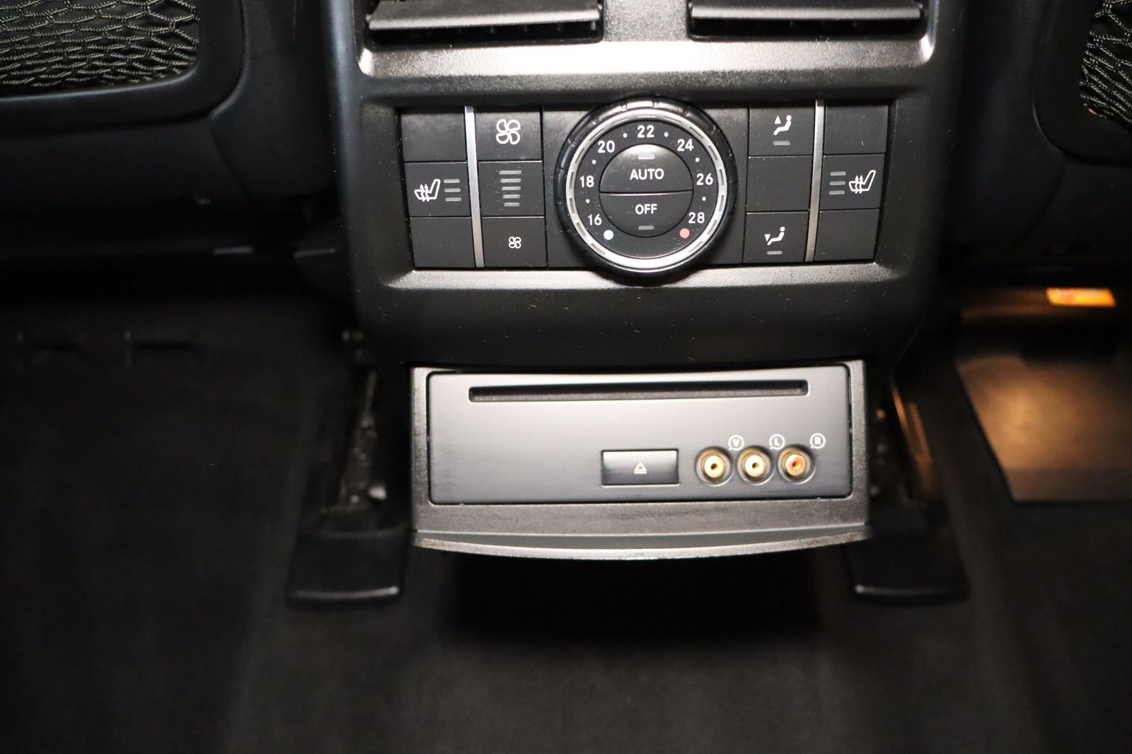 Fahrzeugabbildung Mercedes-Benz GL 350 d 4Matic DIS FOND Desingno Pano * 7. Sitz