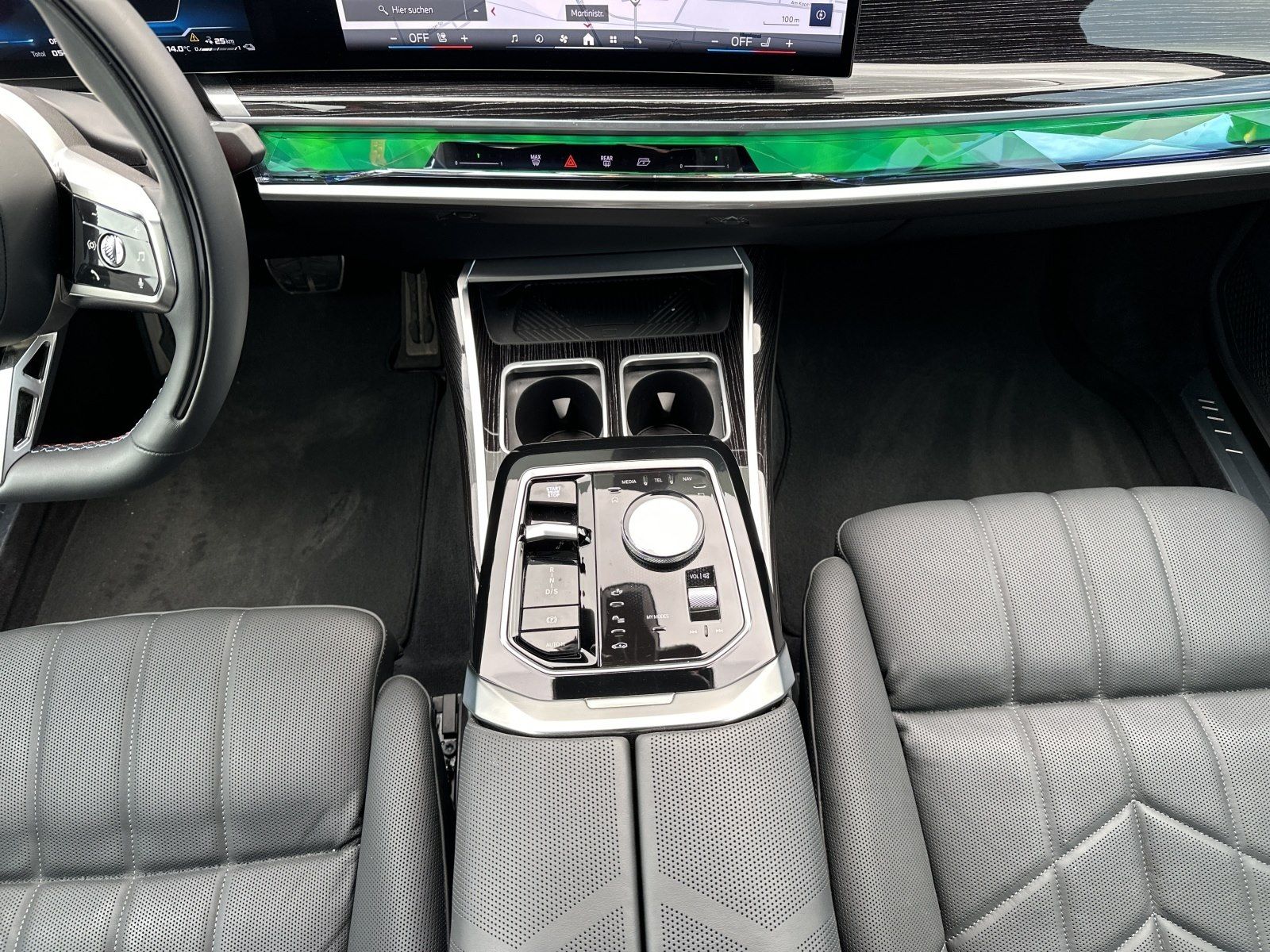 BMW M760 - Bild 16