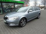 Skoda Octavia 1.2 DSG Combi Ambition **KLIMA*SHZ** - Skoda Octavia aus 2012 mit Benzin-Antrieb: Kombi