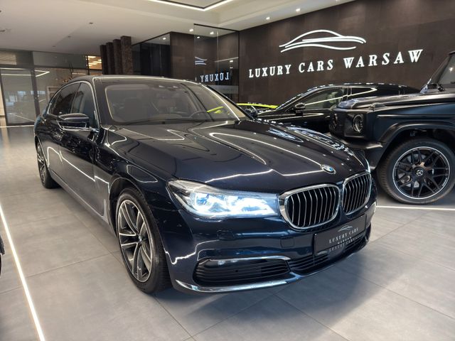 BMW 750i xDrive Long TV