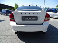 Fahrzeugabbildung Volvo S40 T5 Momentum *BLICKFANG* *TUNING*
