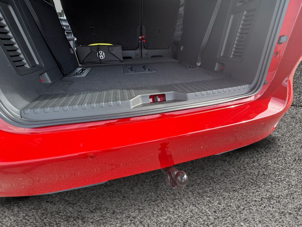 Fahrzeugabbildung Volkswagen ID. Buzz GTX LR 86 kWh 7-Sitze,AHZV,Navi,Matrix