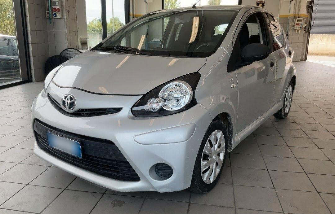 Toyota Aygo (X)