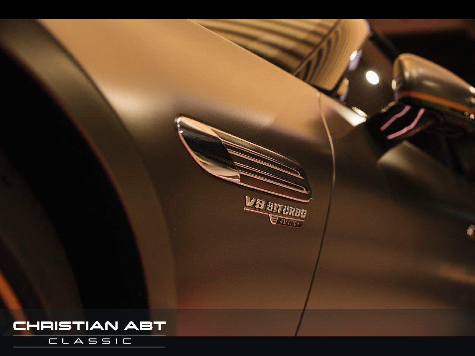 Fahrzeugabbildung Mercedes-Benz SL 63 AMG 4Matic Navi/Nachtsichtass.