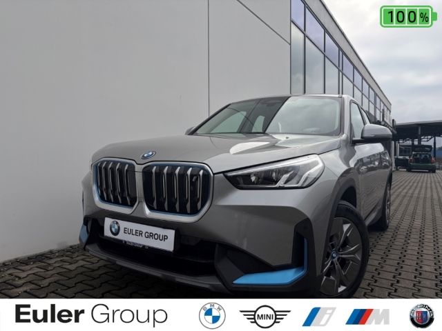BMW iX1 xDrive 30 A LMR SHZ ActiveGuard Parkass