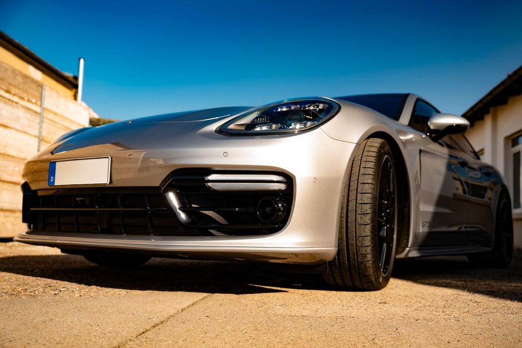 Image of Porsche Panamera