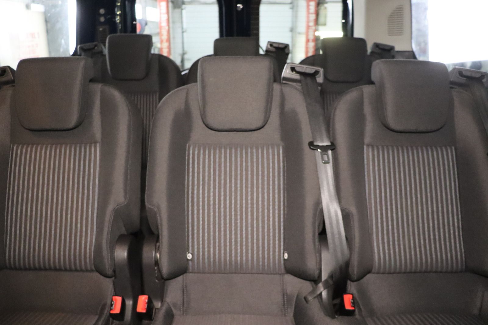 Fahrzeugabbildung Ford Transit Custom Kombi 310 L1 H1 Trend 2.0 EcoBlue