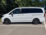 Mercedes-Benz V-Class V 250 d  AMG + Burmester + 360° Kamera - Mercedes-Benz V 250 Gebrauchtwagen in Stuttgart
