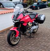 Moto Guzzi V100 Mandello - MOTO GUZZI V10