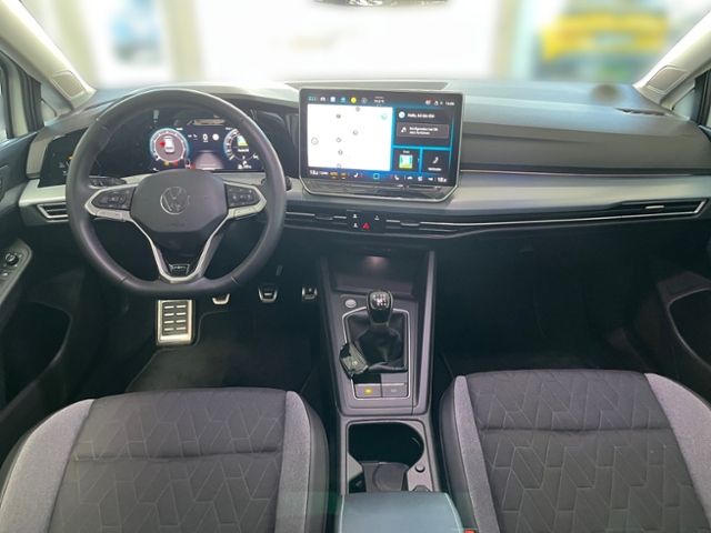 Fahrzeugabbildung Volkswagen Golf 1.5 TSI GOAL AHK NAVI LED-PLUS