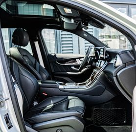 Fahrzeugabbildung Mercedes-Benz GLC 63S AMG 4Matic|LED|PANO|BURMESTER|360°|VOLL*