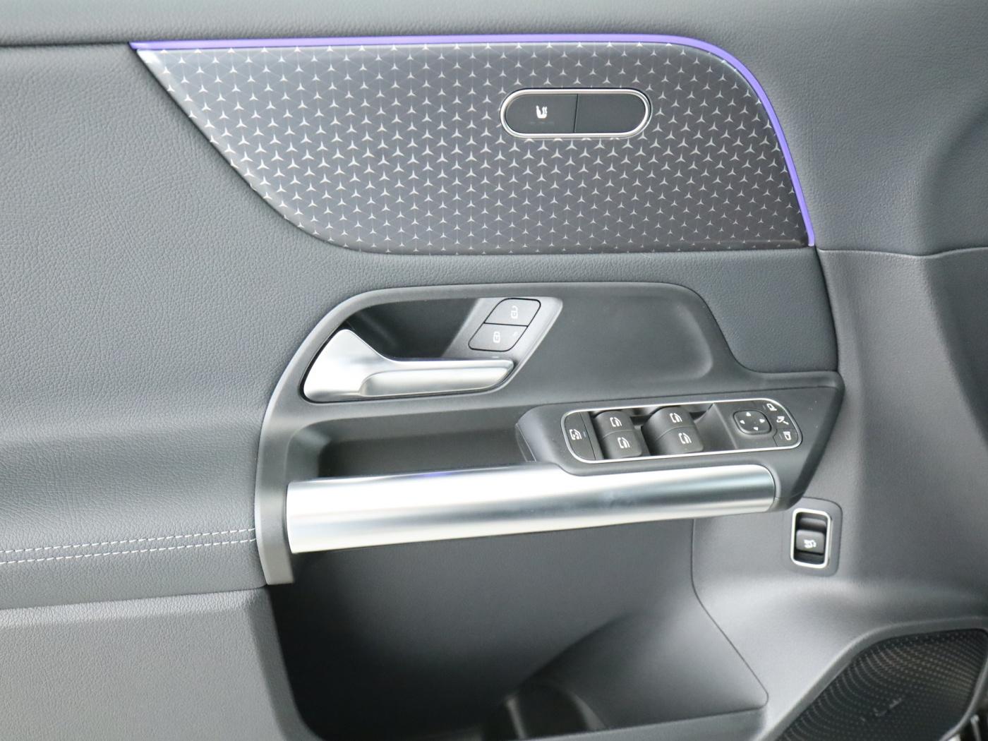 Mercedes-Benz B-Class AUT DynLicht Fernlichtass. Kam. KeyLess LM, миниатюра 20