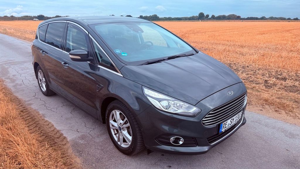 Image of Ford S-Max