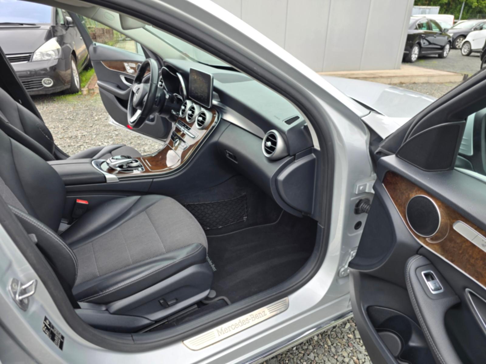 Mercedes-Benz C 180 CGI Avantgarde*Scheckheftgepflegt*