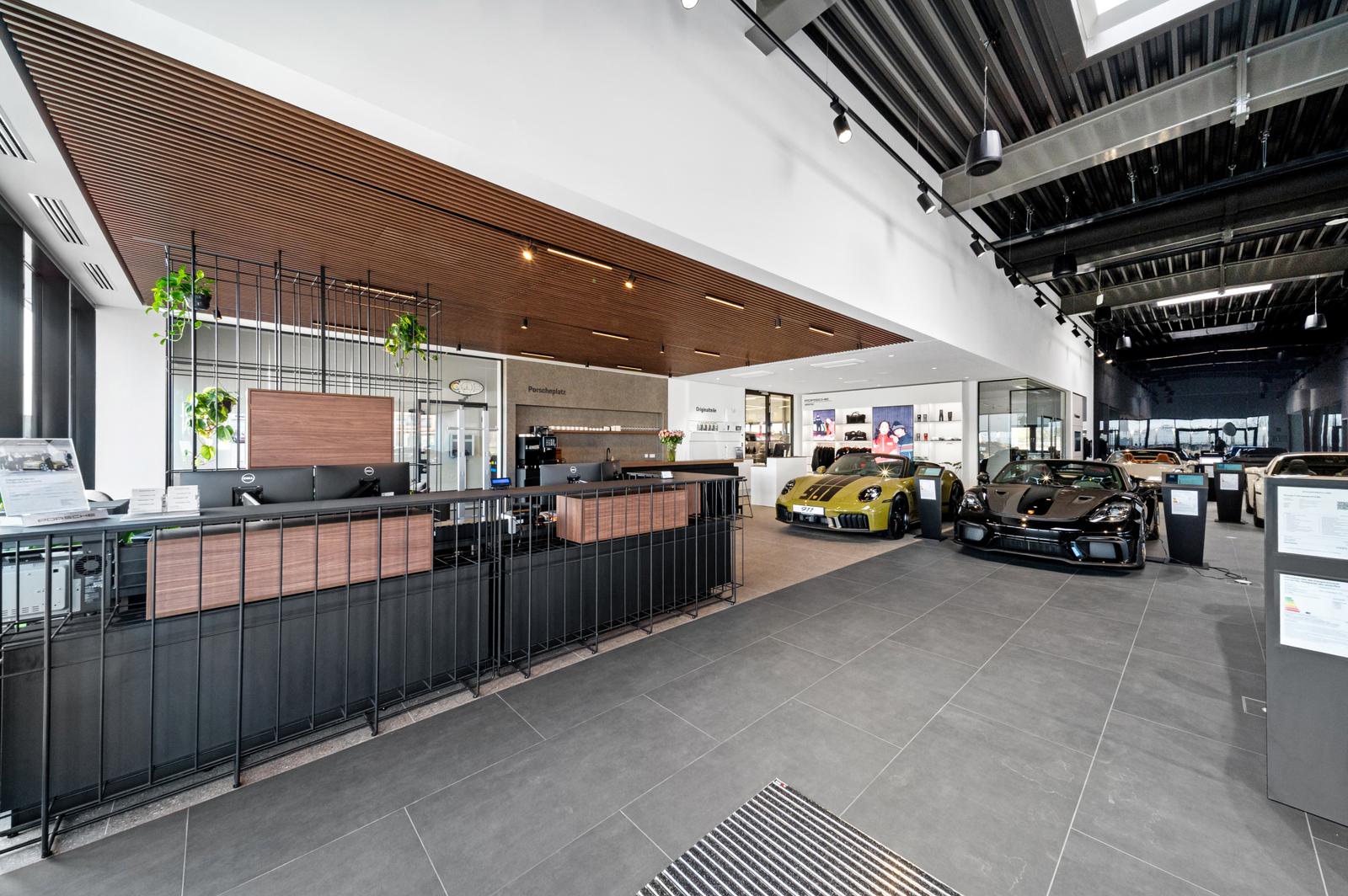 showroom-image-main