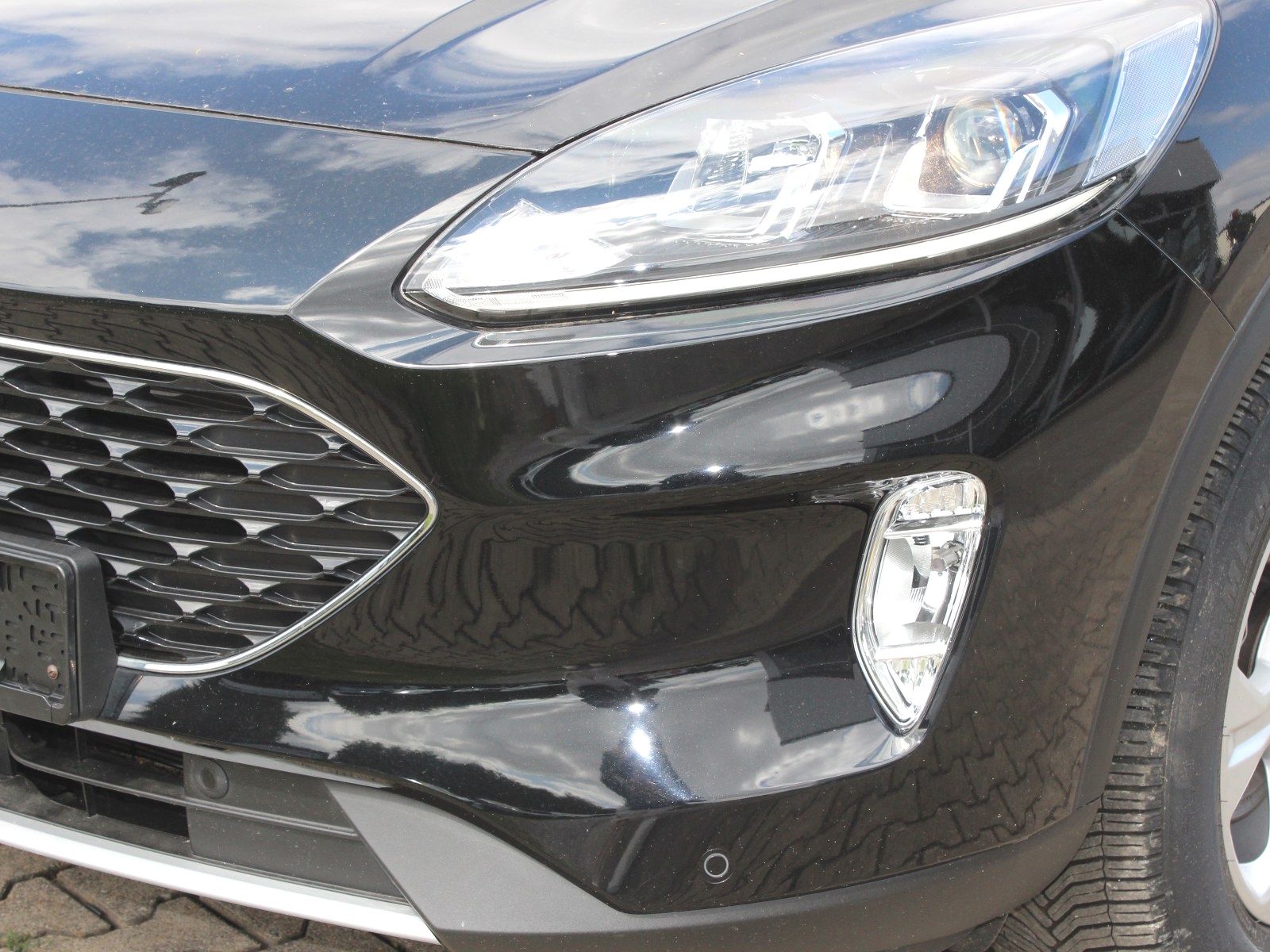 Fahrzeugabbildung Ford Kuga Plug-In Hybrid Cool & Connect