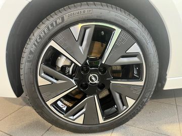 Opel CORSA-E ELEGANCE  ELEKTROMOTOR  100 KW 136 PS AU