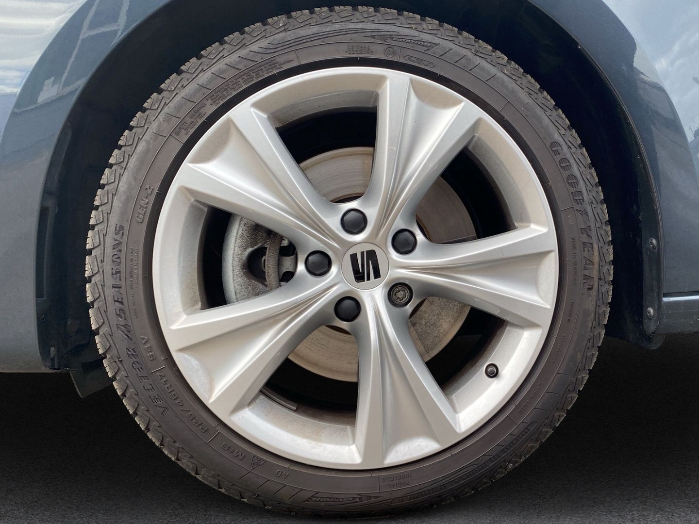 Fahrzeugabbildung SEAT Leon Sportstourer FR 2.0 TDI EU6d Navi Digitales