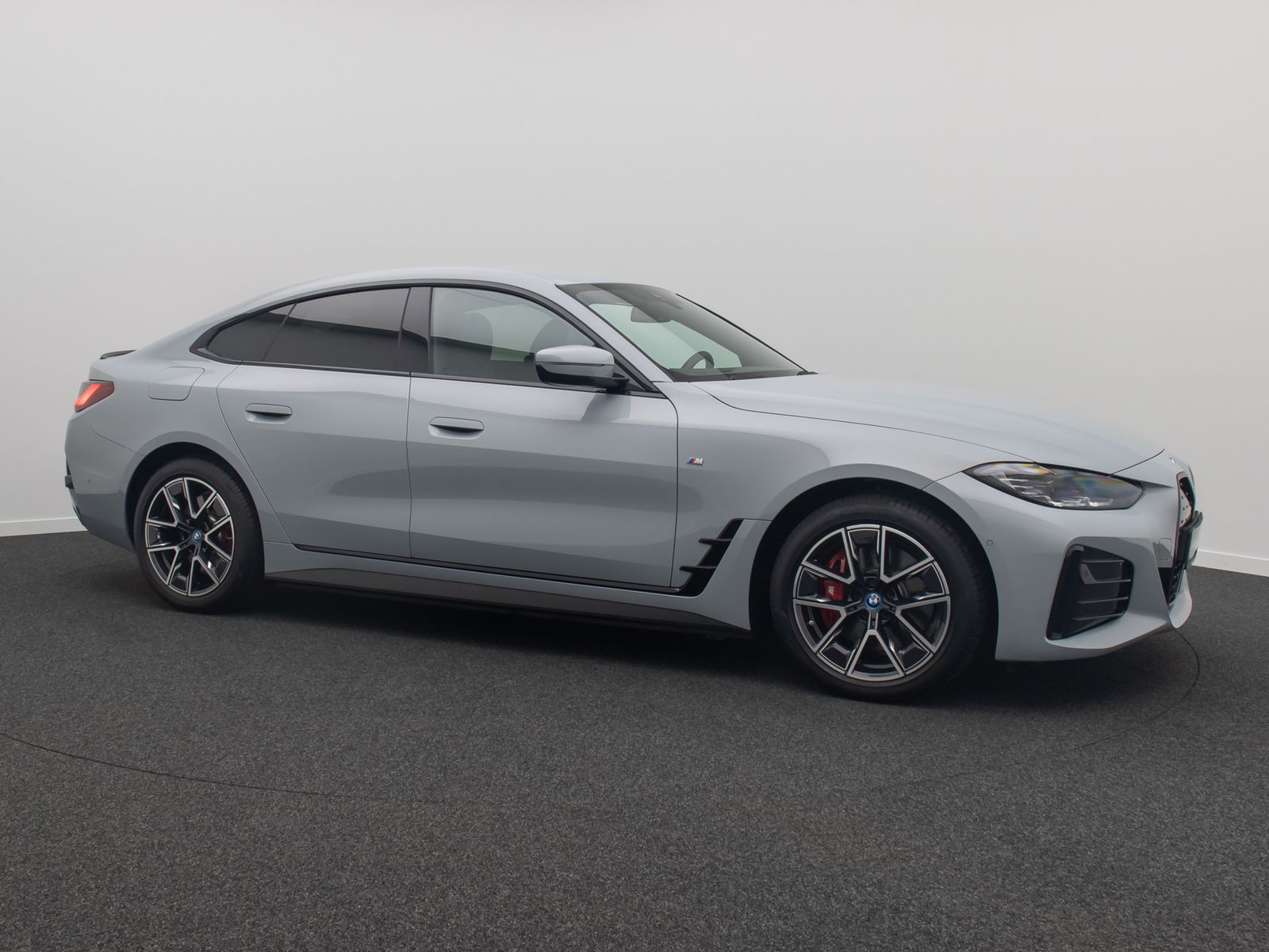 Fahrzeugabbildung BMW i4 eD35 Gran Coupè M Sport Pro Kamera DAB LED